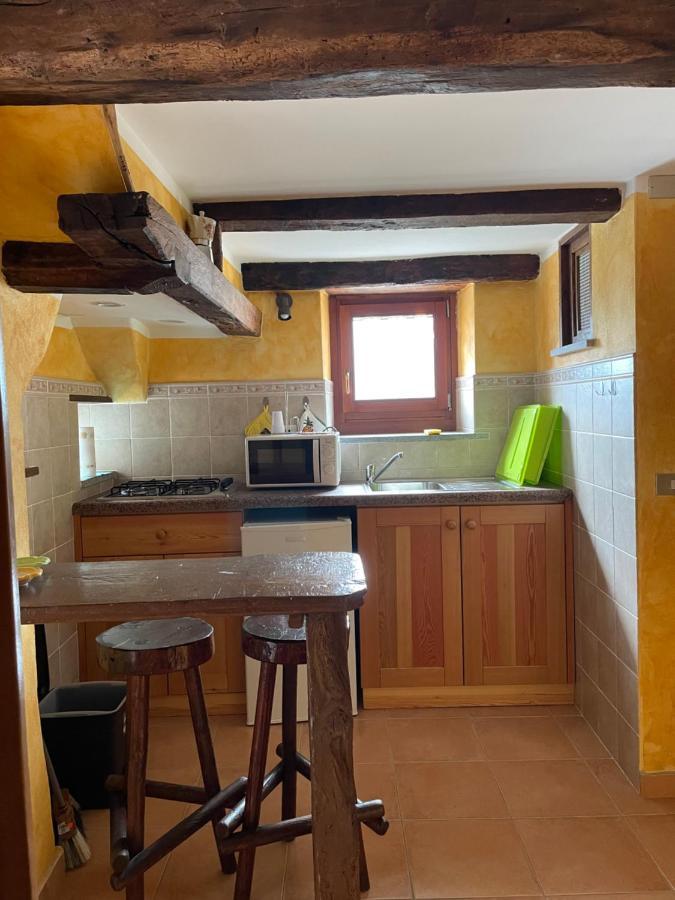 Casa Vacanze La Carbunera Domodossola Exterior foto